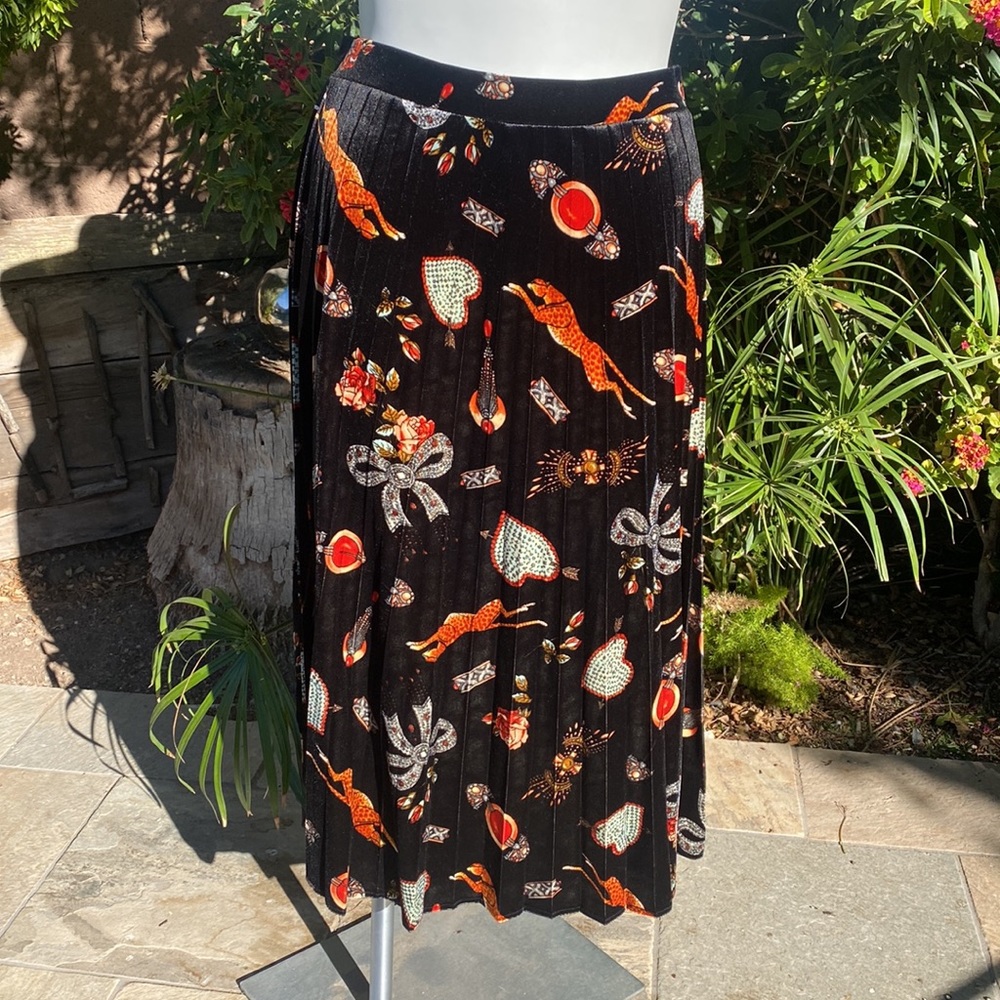 NWT Maeve Velvet Pleated Art Deco Patterned Skirt